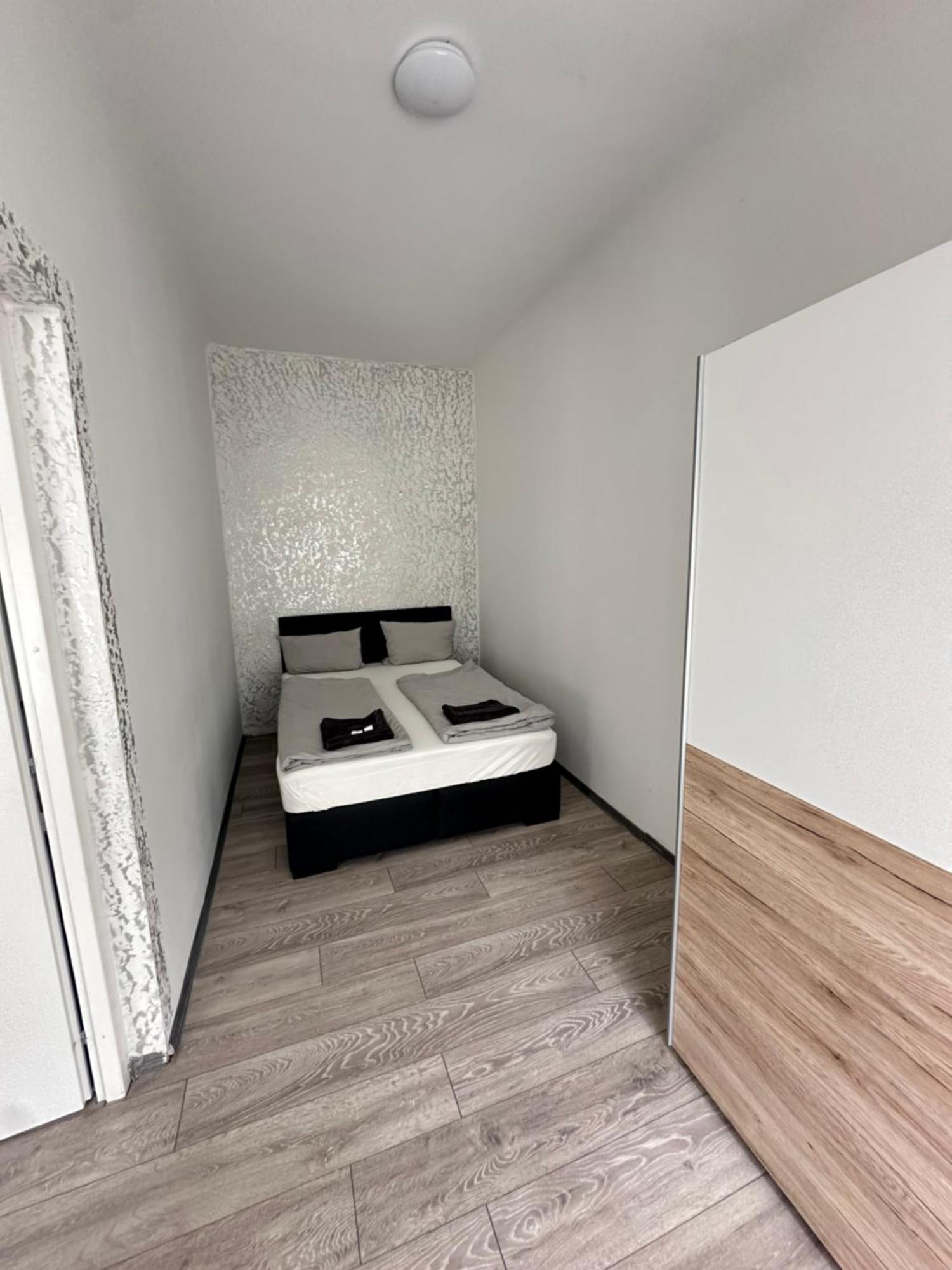 City Apartment Hauptbahnhof Graz Exteriör bild